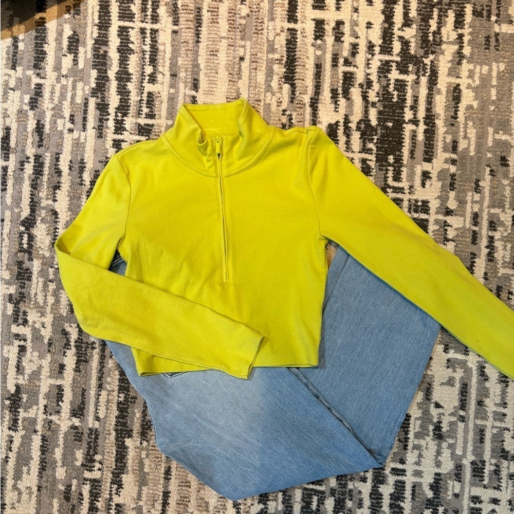 Sunday Best Monarch 1/2 Zip Lime Green Long Sleeve Cropped Top Size Small - Picture 11 of 17